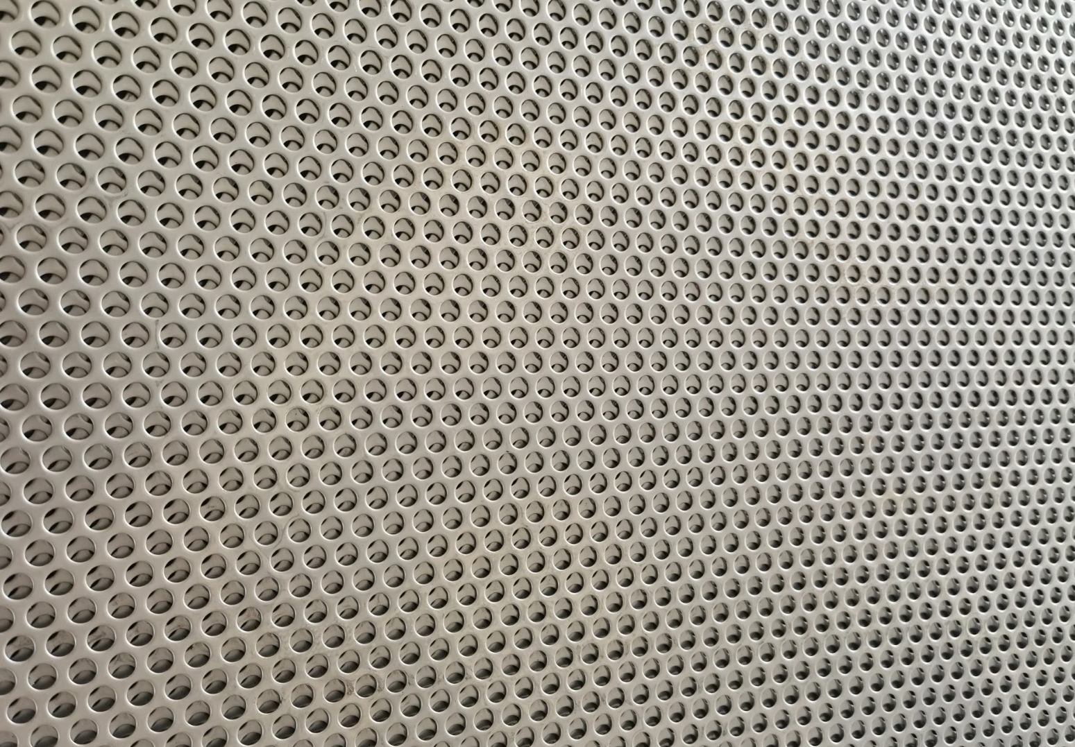 perforated metal screen 031